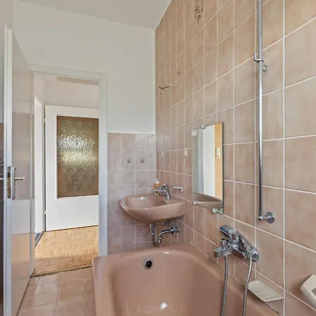 Charming In Fuldabrueck With Garden Apartment *