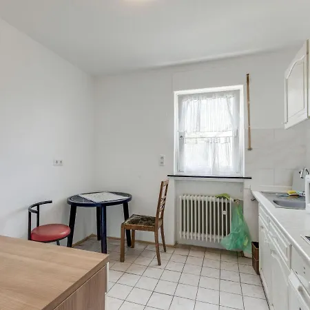 Charming In Fuldabrueck With Garden